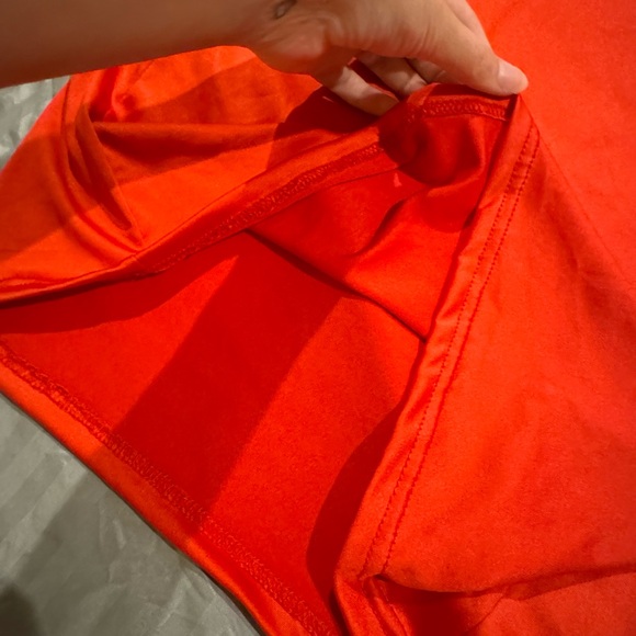 Soft red dress - Picture 3 of 3